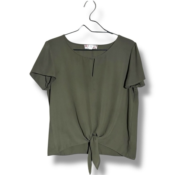 Pink Rose Olive Tie-Front Keyhole Cutout Short Sleeve Shear Crop Crewneck Blouse - Picture 13 of 16